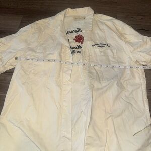 Abercrombie & Fitch | Men’sShort-Sleeve Poplin Graphic Button-Up | New York